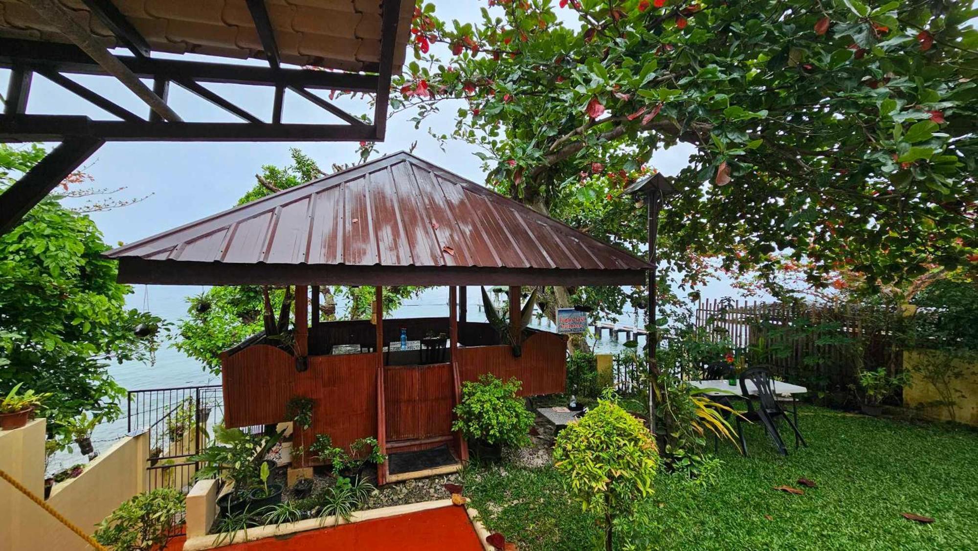 Eagles Nest Beach Resort 达沃 外观 照片