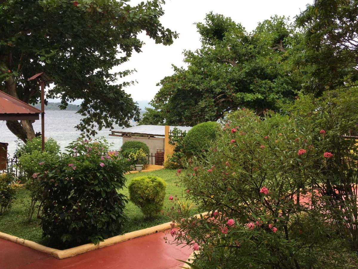Eagles Nest Beach Resort 达沃 外观 照片